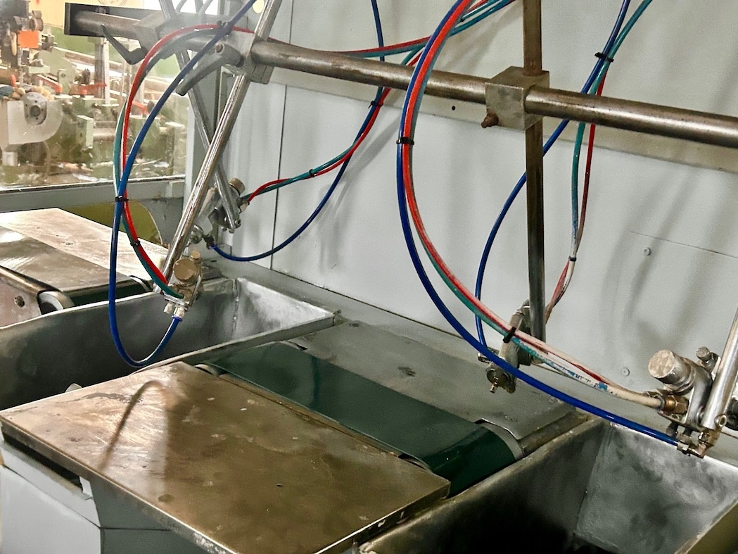 Automatický stroj na lakovanie pásov MAKOR CSP4 - 8