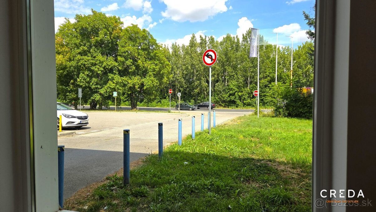 CREDA | prenájom komerčný objekt, Nitra, Novozámocká - 8