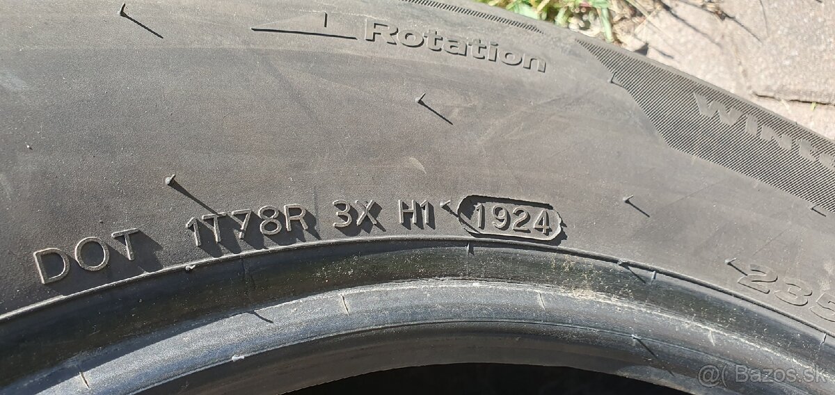 Hankook Winter icept evo 235/65 R17 celorocne - 8