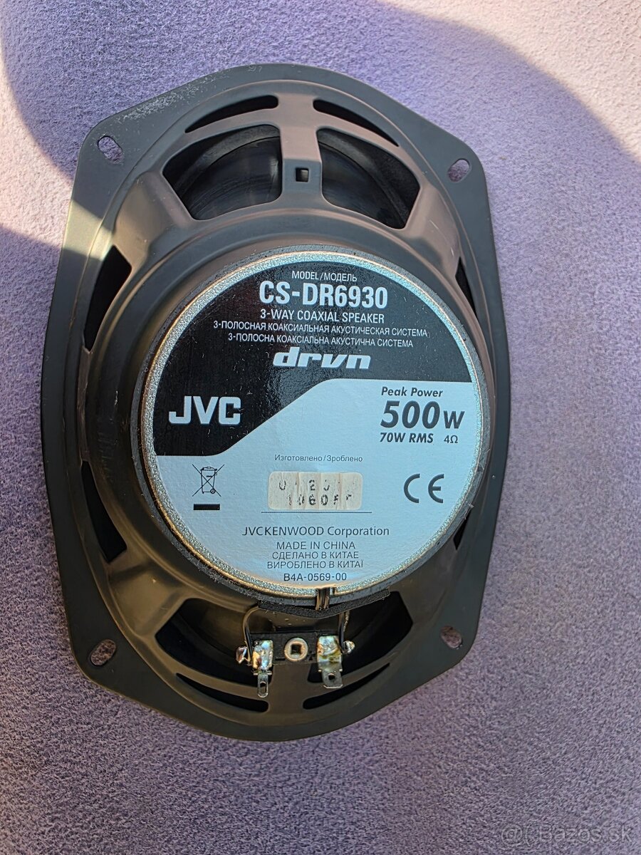 Predám subwofer sencor - repro JVC + autoradio - 8
