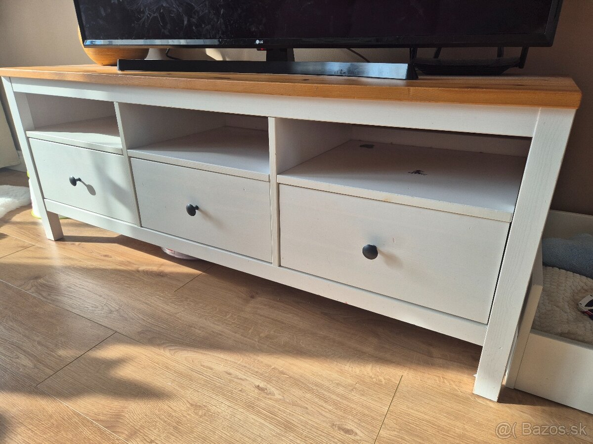 Hemnes IKEA nábytok - 8