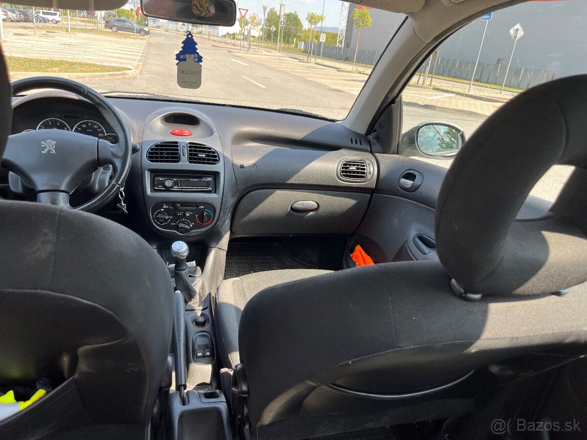 Peugeot 206 - 1.4 benzin, 55 kw, r. 2007 - 8