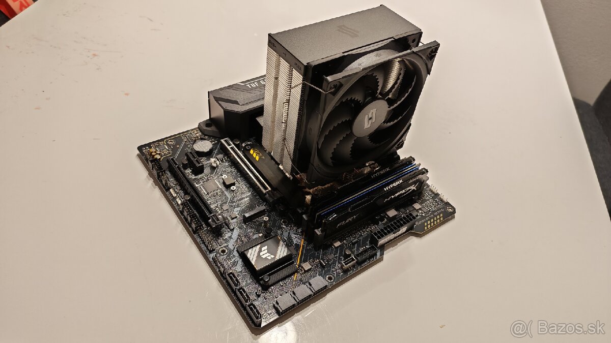 B560M + i5 11400F + 16GB Ram - 8