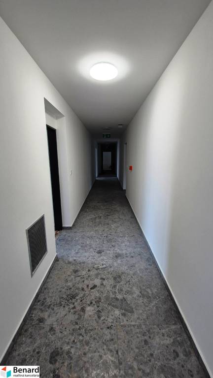 BD RELAX; 3 IZBOVÝ BYT; 1.NP; ZÁHRADKA; 98,12m2; - 8