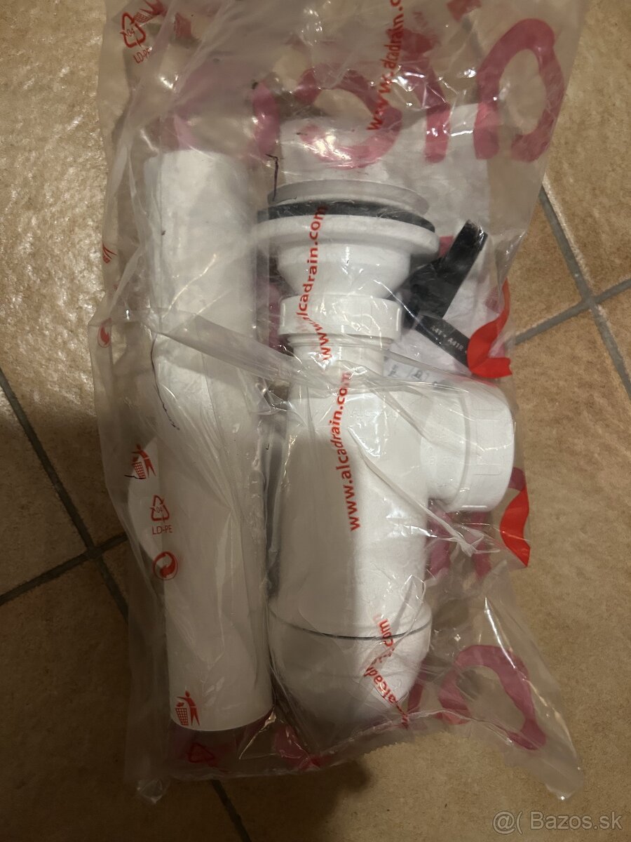 rozne vodoinstalacne veci, trubky, baterie, aj nove veci - 8