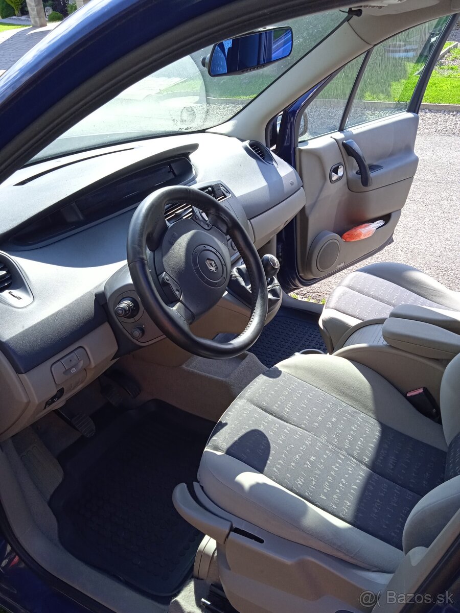 Renault Grand Scénic 2 - 8