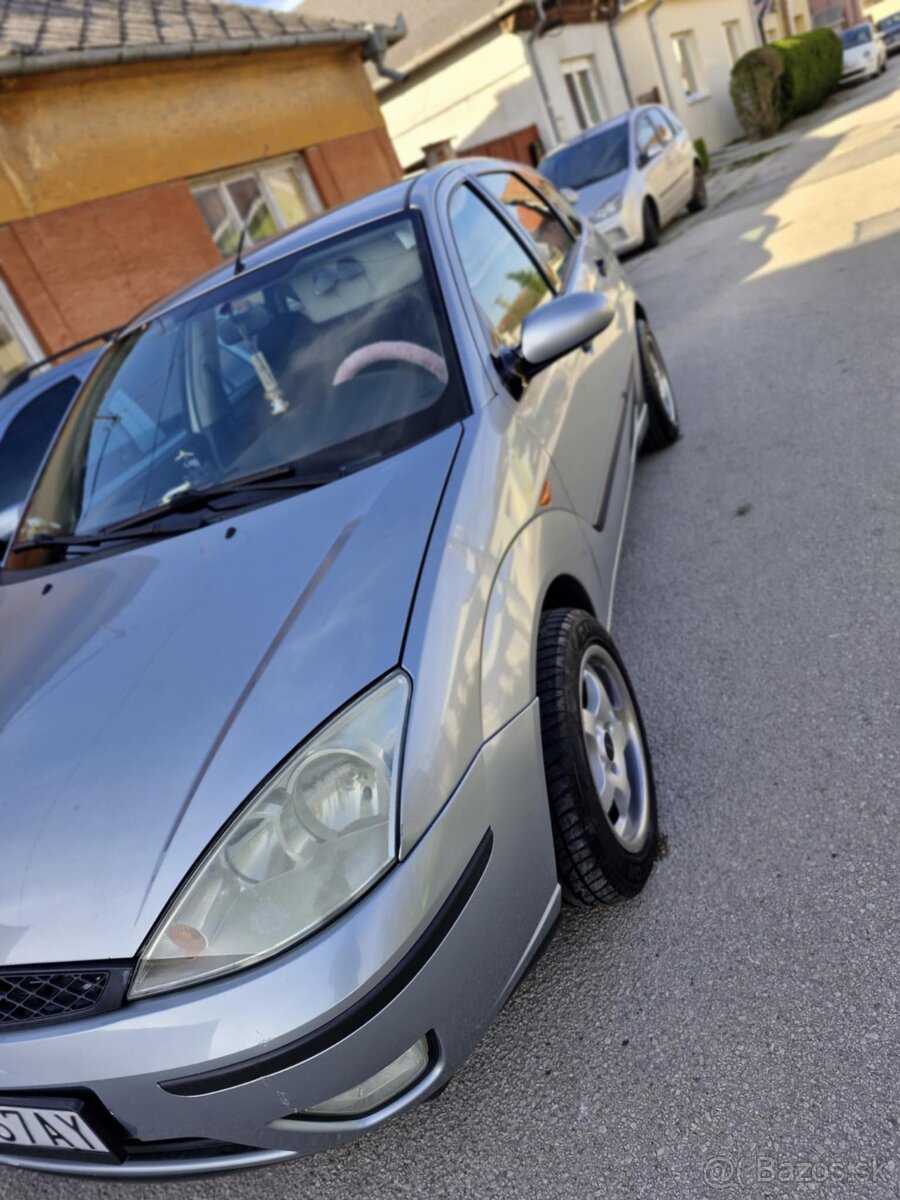 Predám Ford Focus - 8