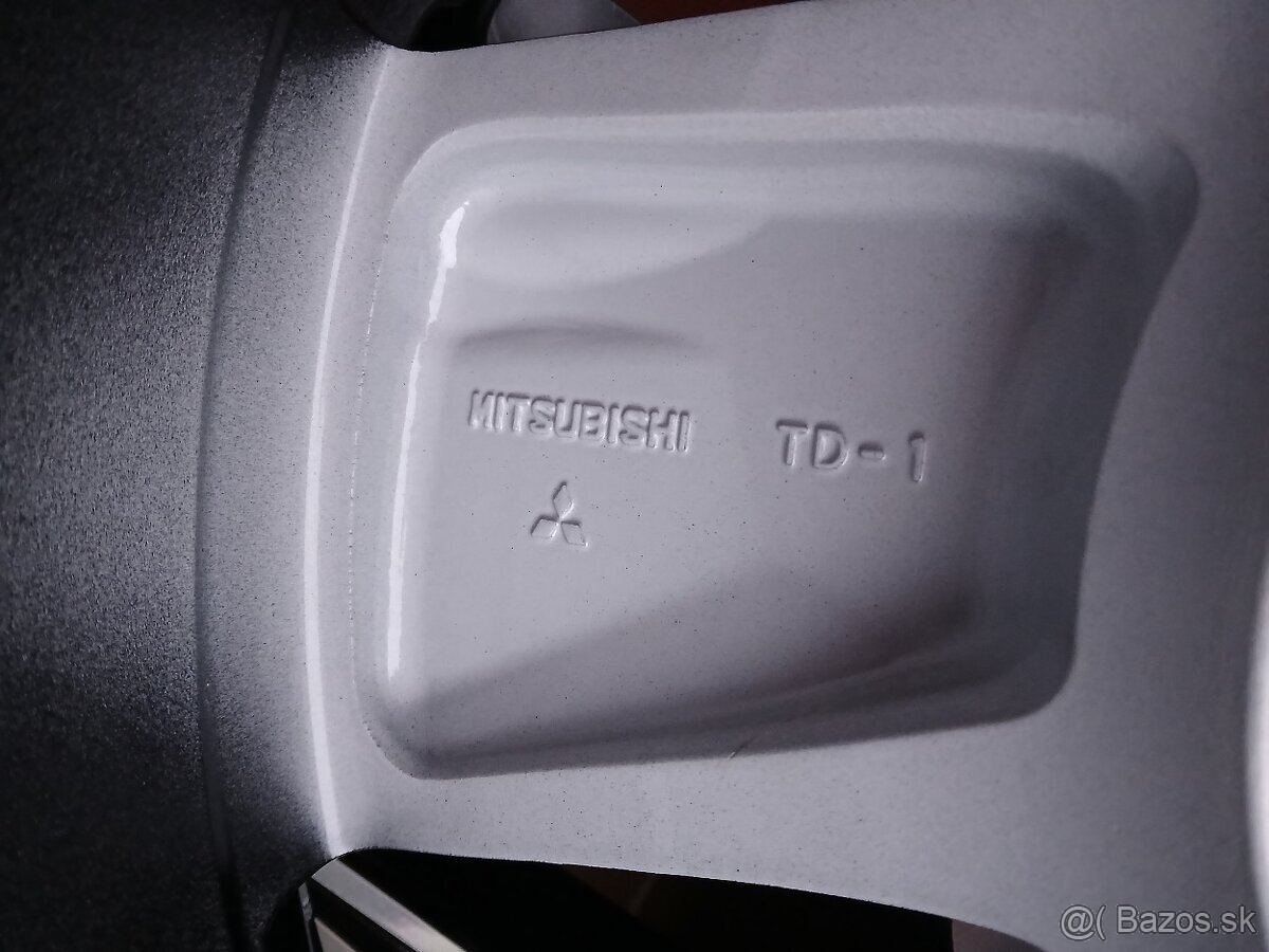 Predám nové originál disky MITSUBISHI R18. - 8