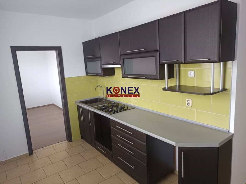 Zrekonštruovaný 4-izbový byt s loggiou – ul. Ďumbierska, Pre - 8