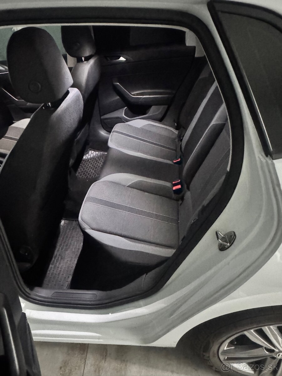 VW Polo 1.0 TSI Highline DSG 7 - 8