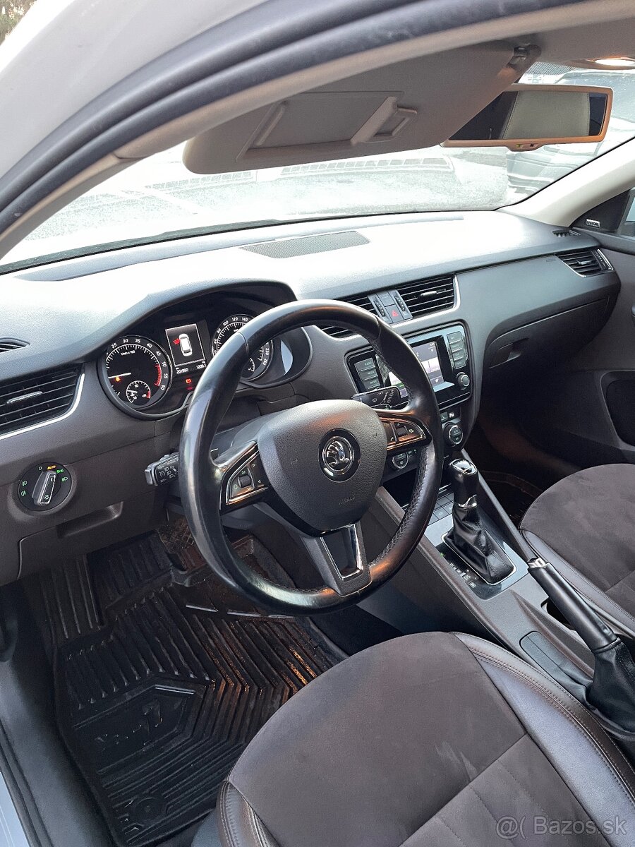 Škoda Octavia combi 2.0 tdi LK DSG - 8