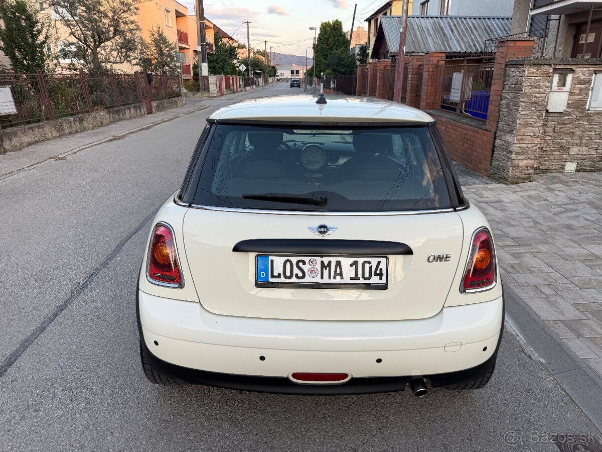 MINI COOPER - 8