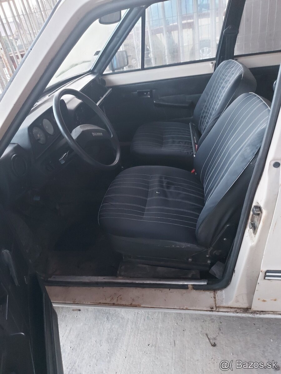 Predám Škoda 105L - 8