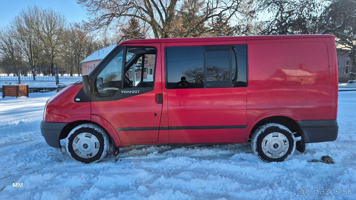 Ford Transit , ročnik 2012, 6 miestny - 8
