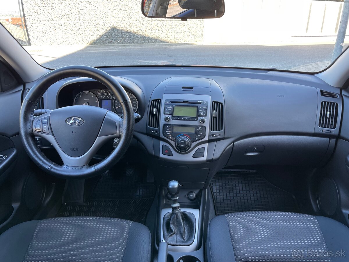 Hyundai i30 1.6 CRDi, 1 majiteľ, SR - 8