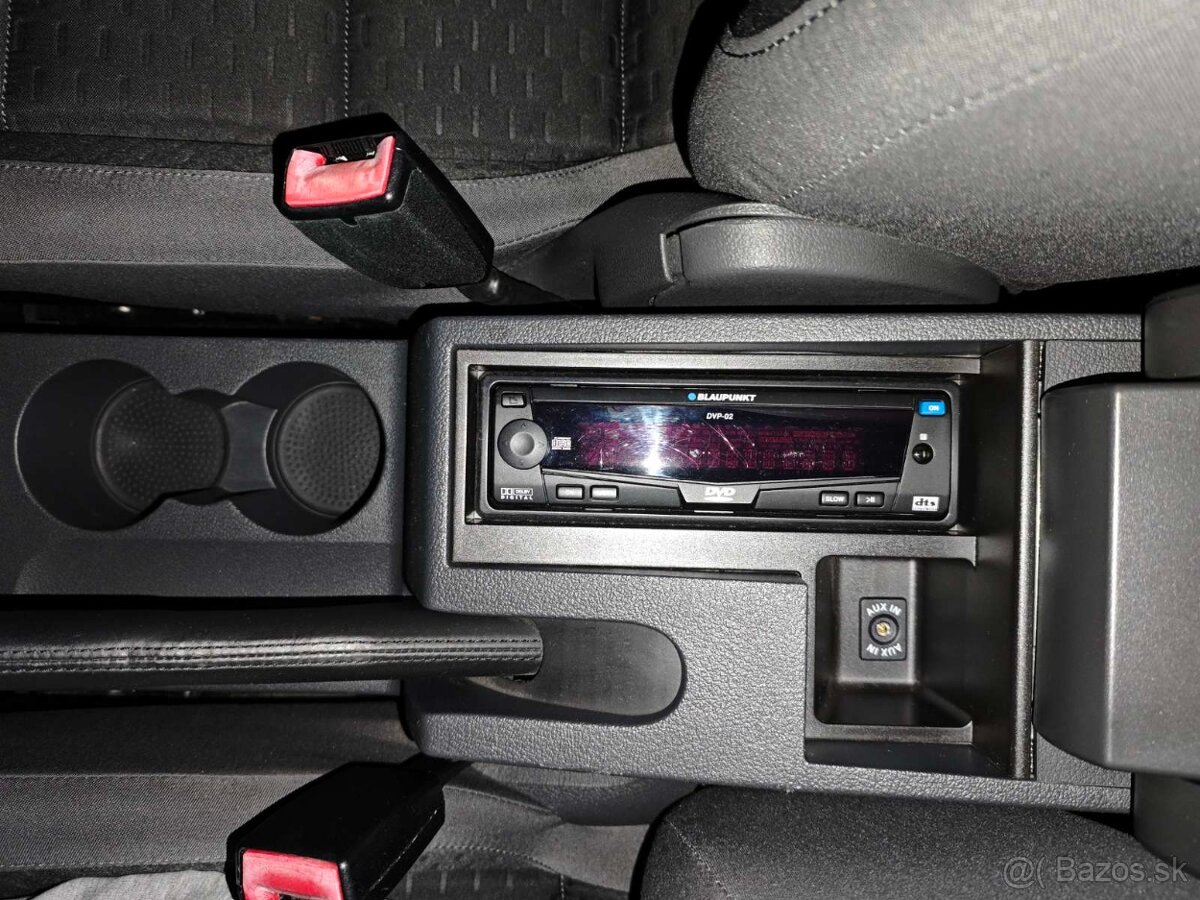 Volkswagen Touran 170 000 km, 2009, 1,4TSI benzín, 103kw - 8