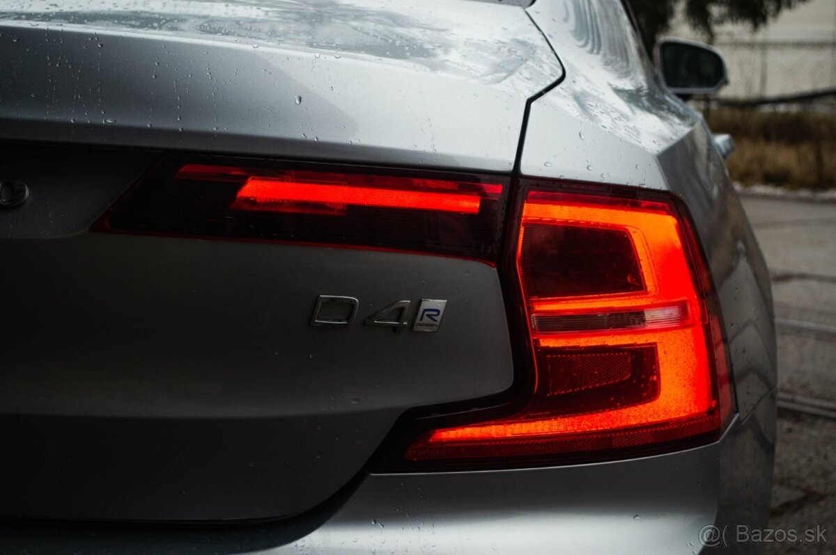 Volvo S90 D4 2.0L Drive-E R-Design A/T AWD - 8