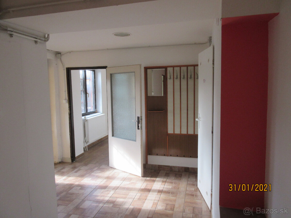 Dám do prenajmu cca 300 m2 - 8