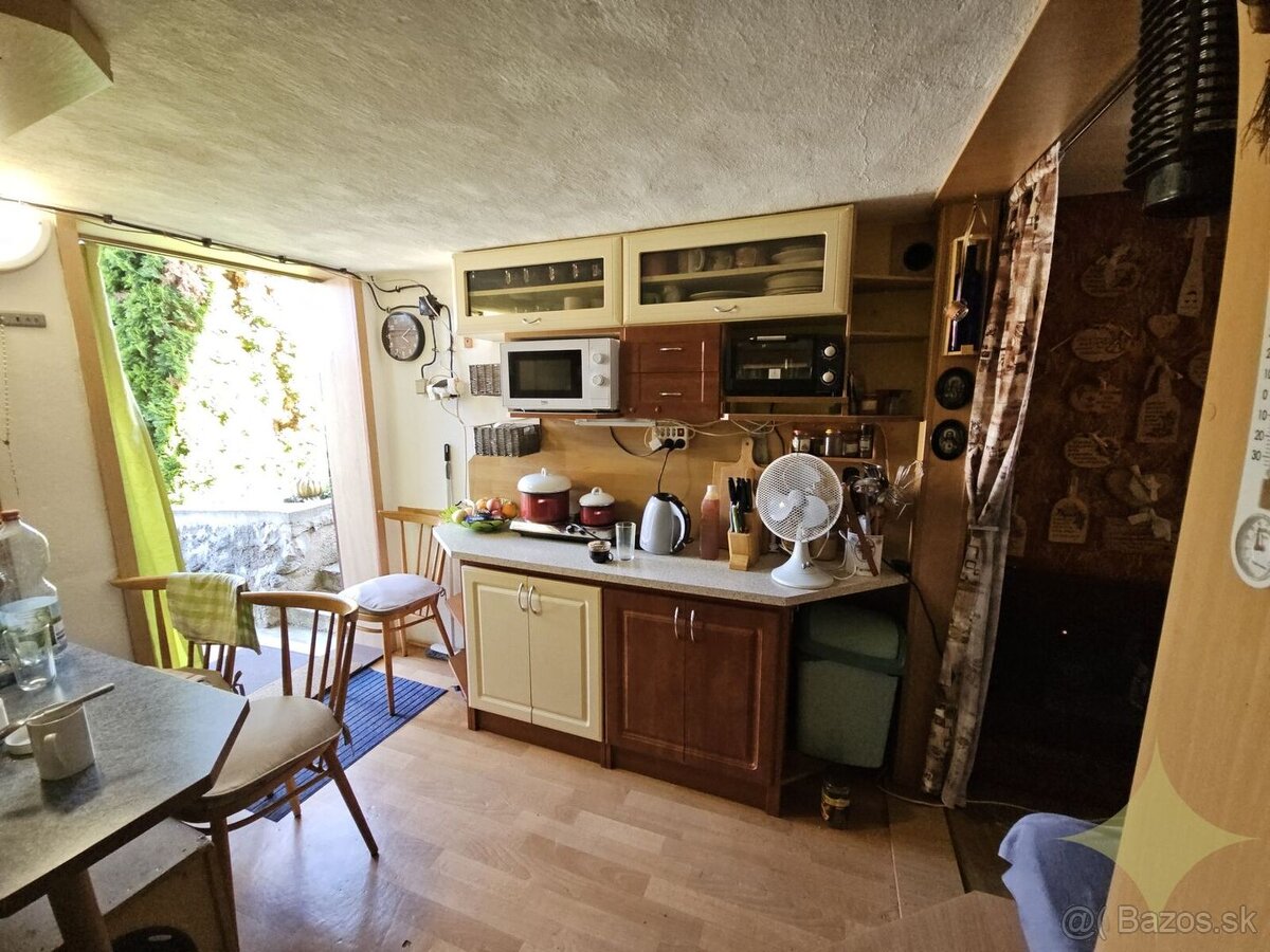 Krásna chalupa v srdci Malých Karpát – Šípkové, pozemok 430 - 8