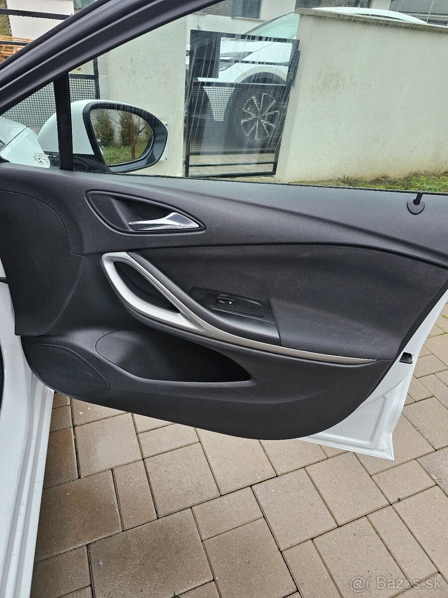 Opel Astra 2017 - 8