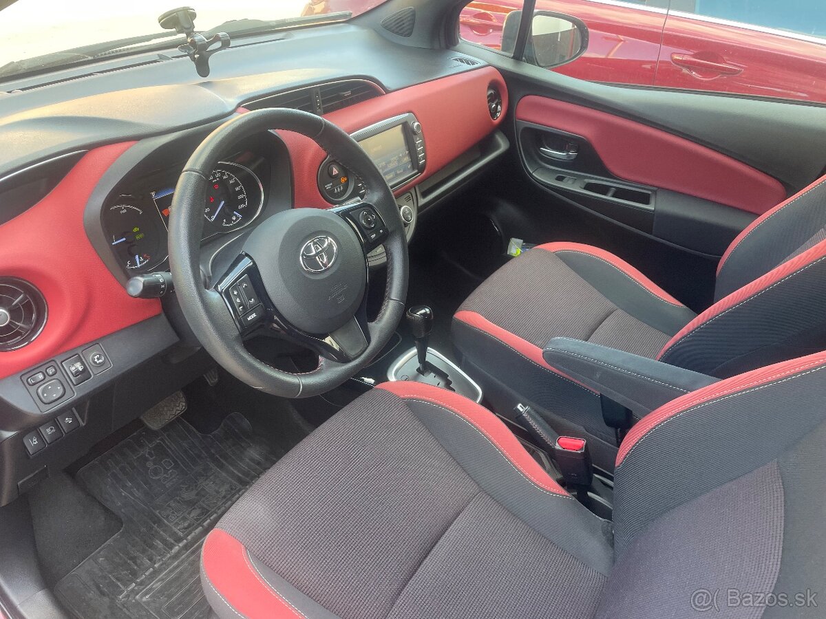 Toyota Yaris hybrid Selection 39000km - 8