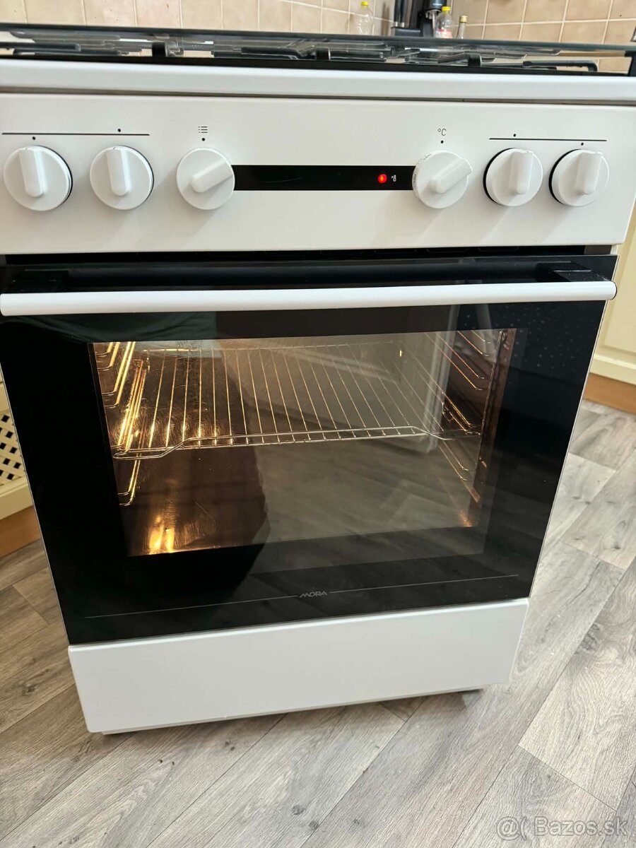 Predam sporak Mora K864AW - 8