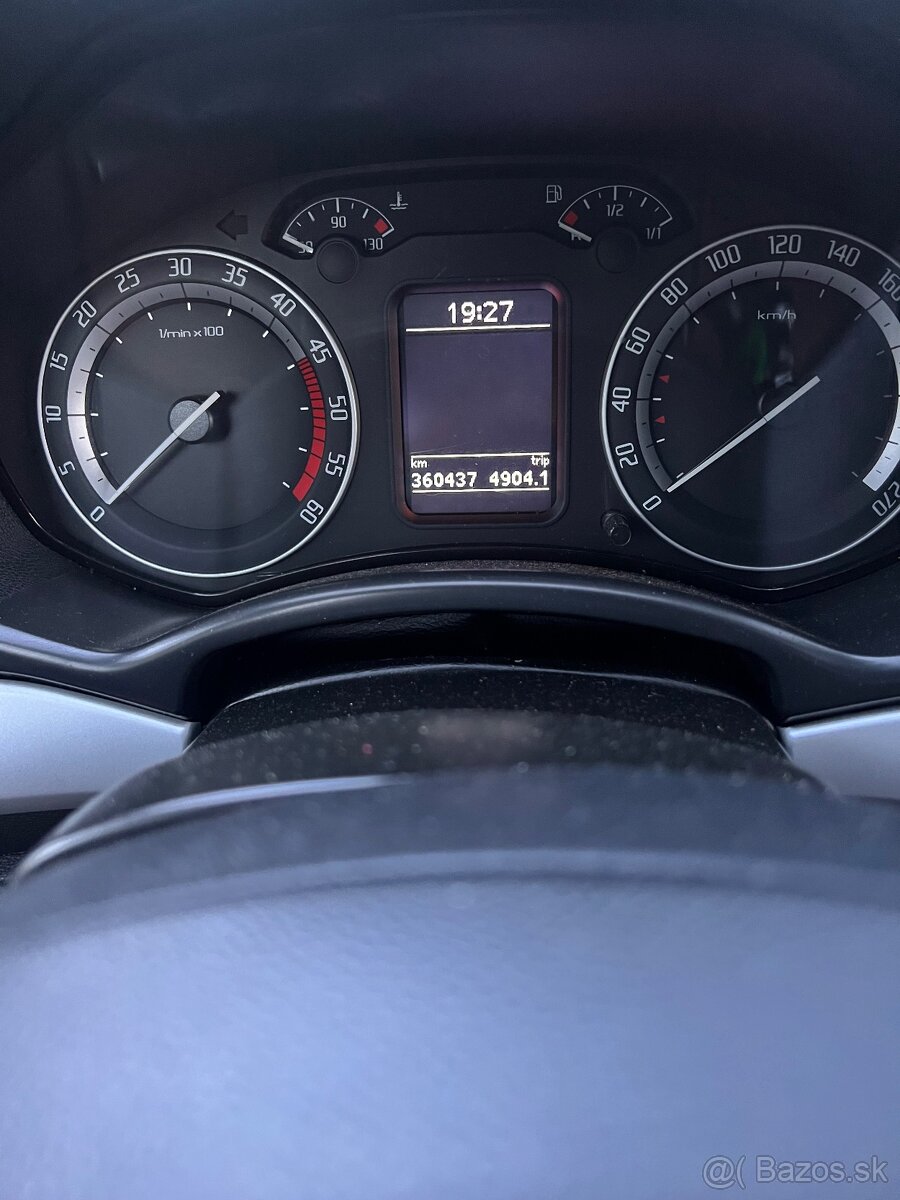 Octavia 2 1.9TDI (BKC) - 8