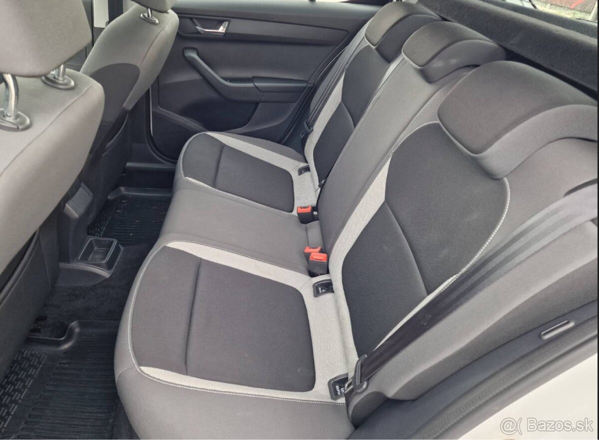 Škoda Fabia 1.0 TSI Ambition - 8