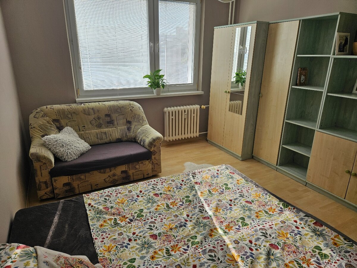 Predám slnečný 3-izbový byt v Bratislave, Karlovej Vsi - 8