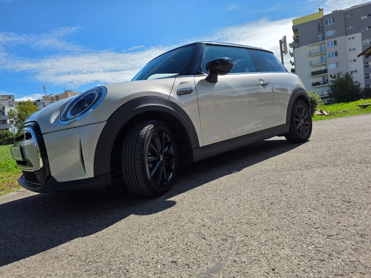 Mini Cooper SE elektromobil - 8