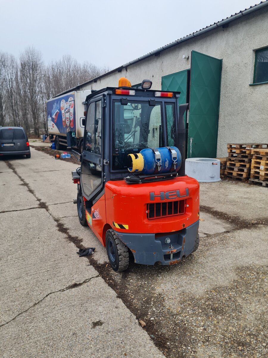 Vysokozdvižný vozík heli cpyd25 - 8
