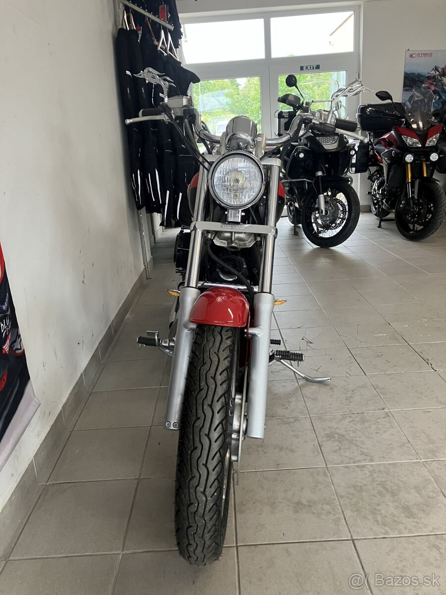 Honda VT600C Shadow - 8