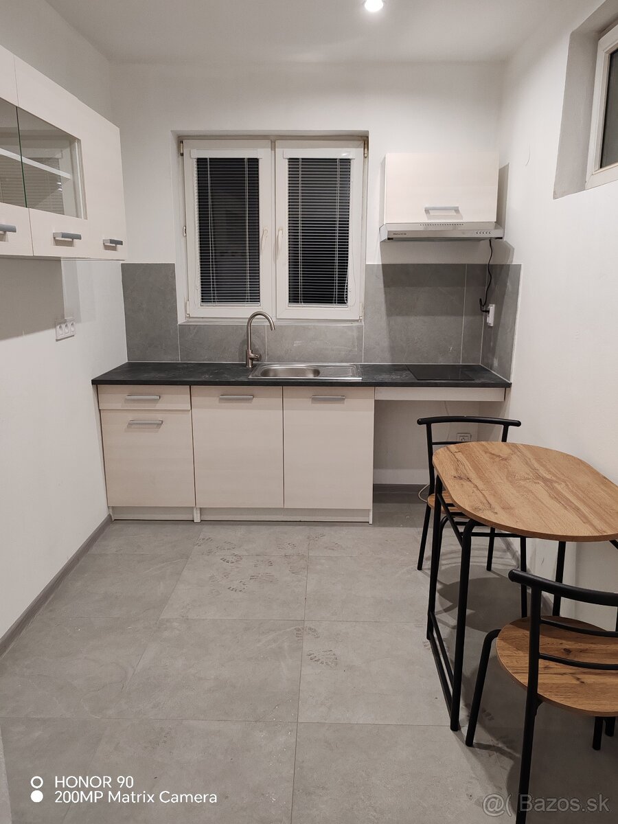 Prenájom Prievidza - 8