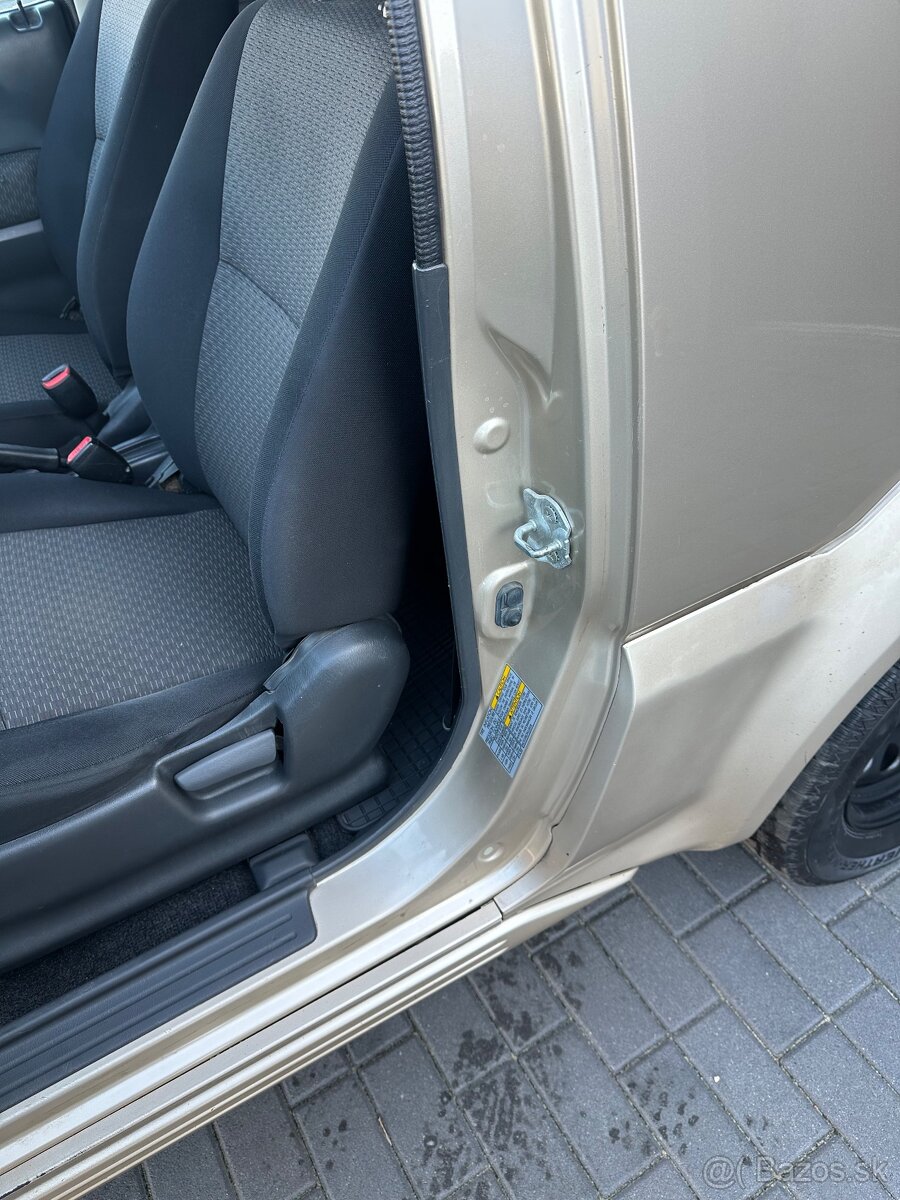 Suzuki Jimny 1.3 Benzín 4x4 | 110 800 km - 8