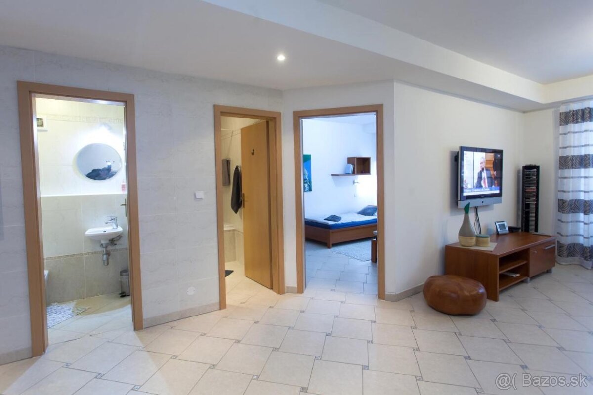 Krásny 3-izbový apartmán v horskom komplexe TATRAN Donovaly - 8