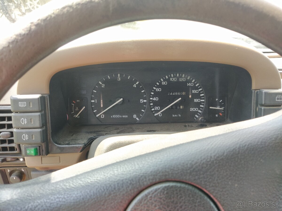 LAND ROVER DISCOVERY 300 - 8