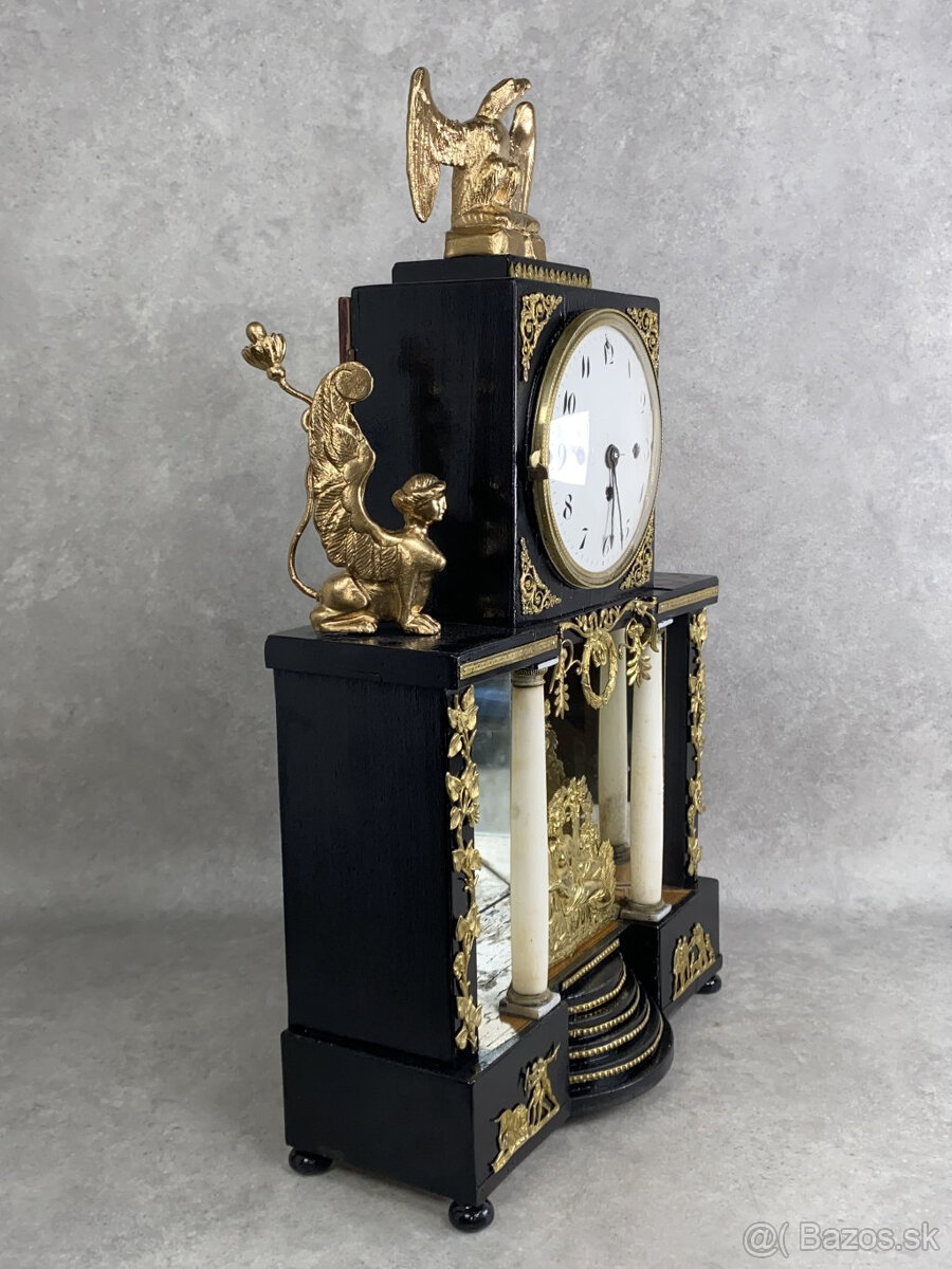 Empírové hodiny - 8