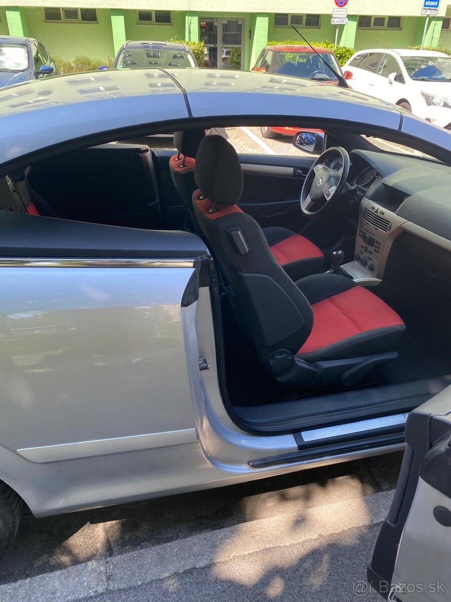 Predám Opel Astra H GTC 1,6 Benzín - 8
