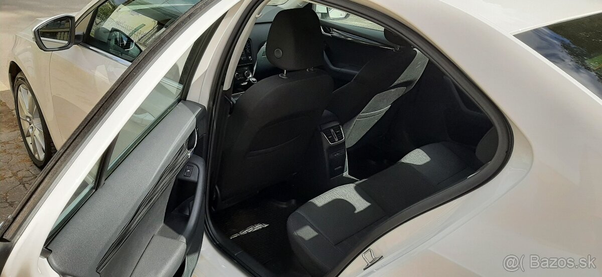 Predám Škoda Octavia 1.5TSI - 8