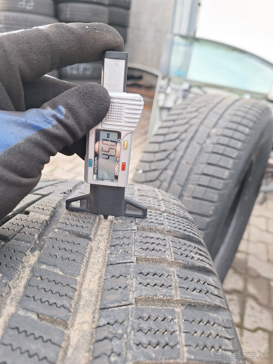 Hankook winter icept evo2 265/65R17 - 8