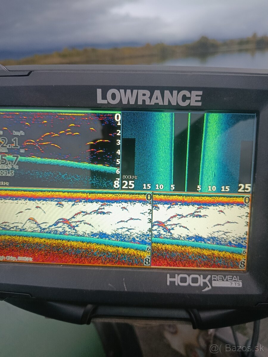 Lowrance HookReveal 7TS - 8