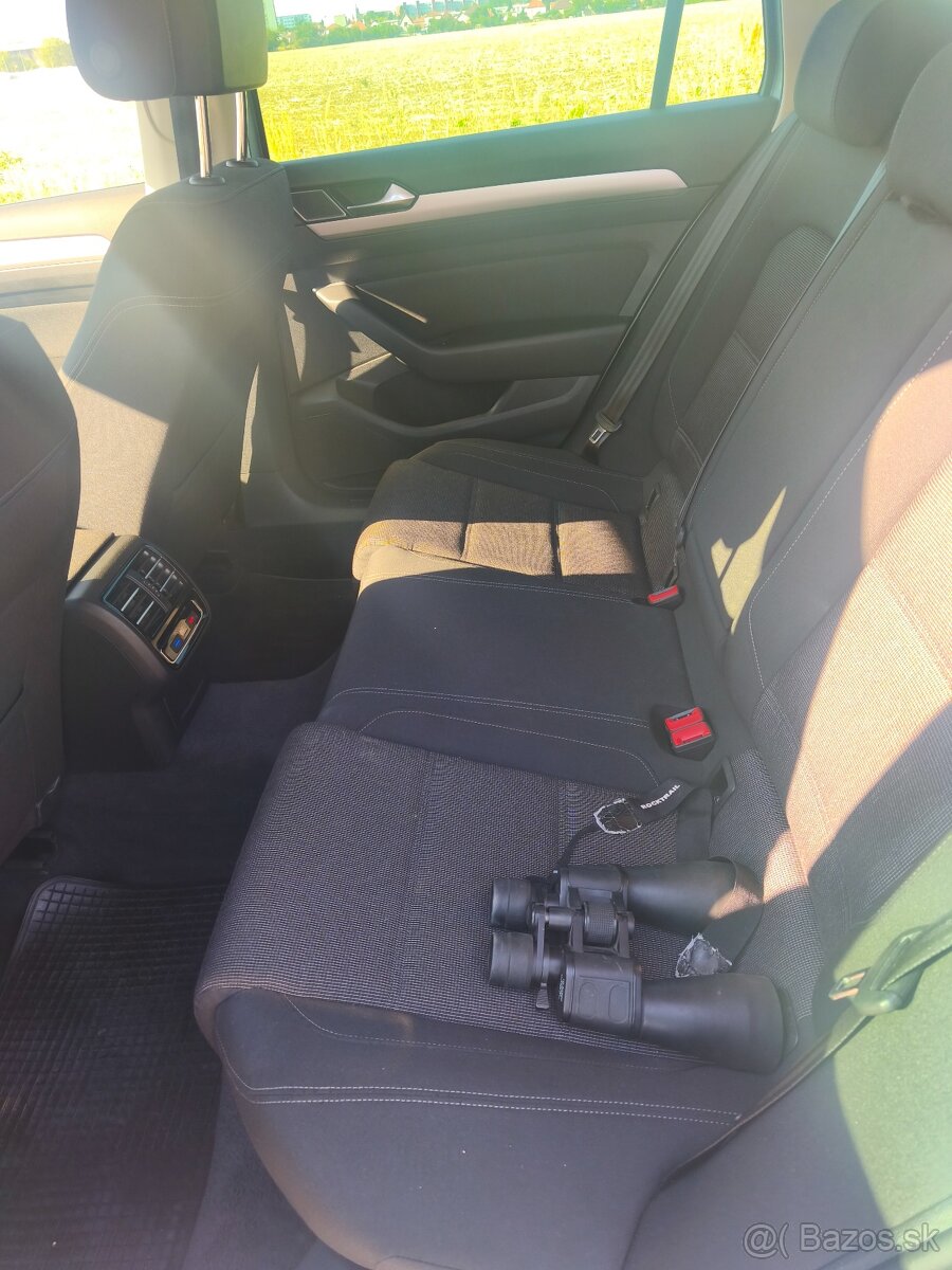 VW Passat B8 - 8