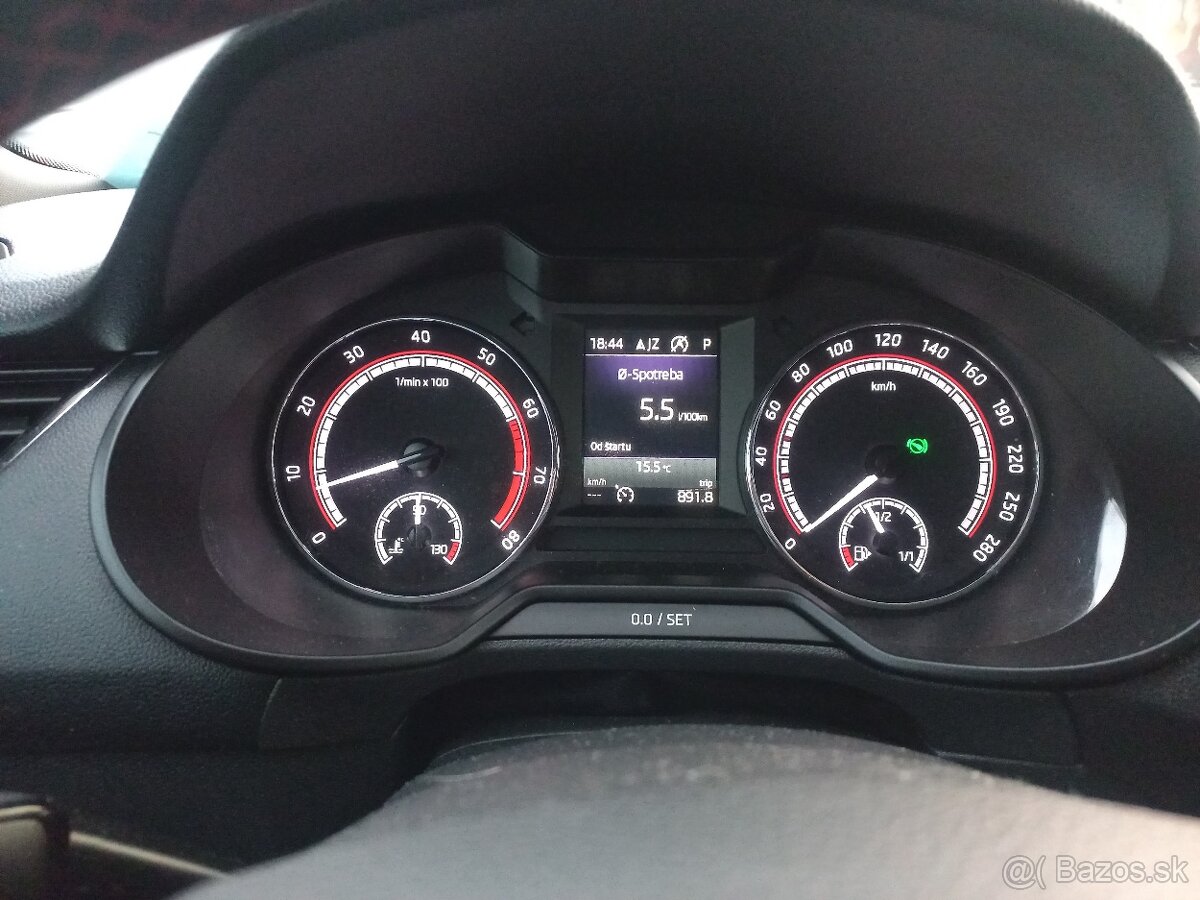 OCTAVIA RS TSI DSG F1 169KW CHALLENGE EDICIA - 8