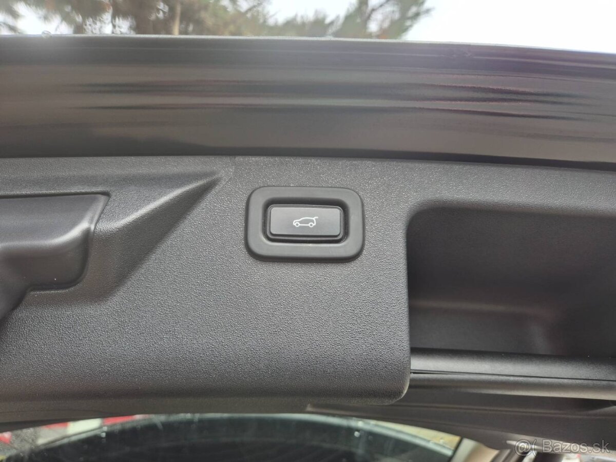 Land Rover Discovery Sport 2.0D I4 MHEV D180 Pro AWD A/T - 8