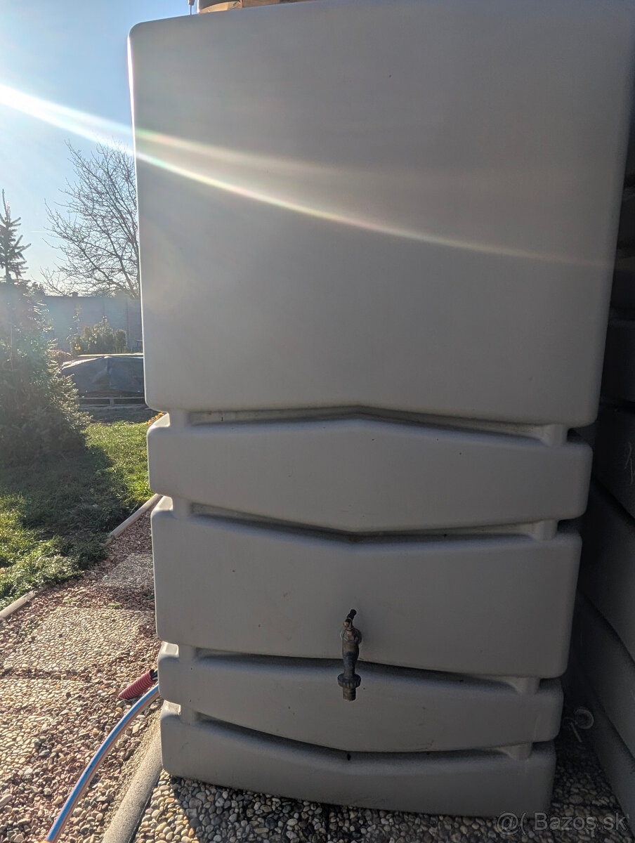 Sud Prosperplast AQUA TOWER světle šedý 350l - 8