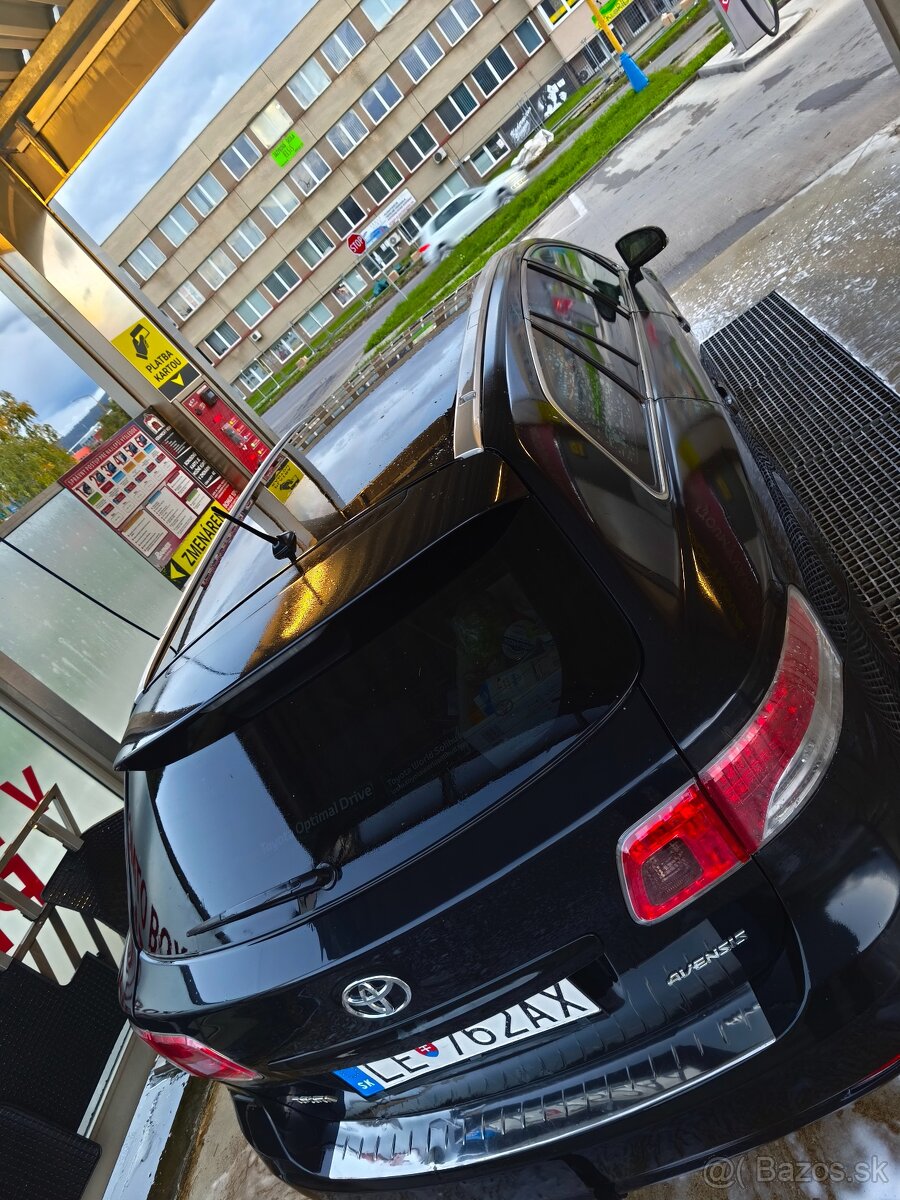Toyota Avensis Combi T27 2011 2.0D-4D - 8