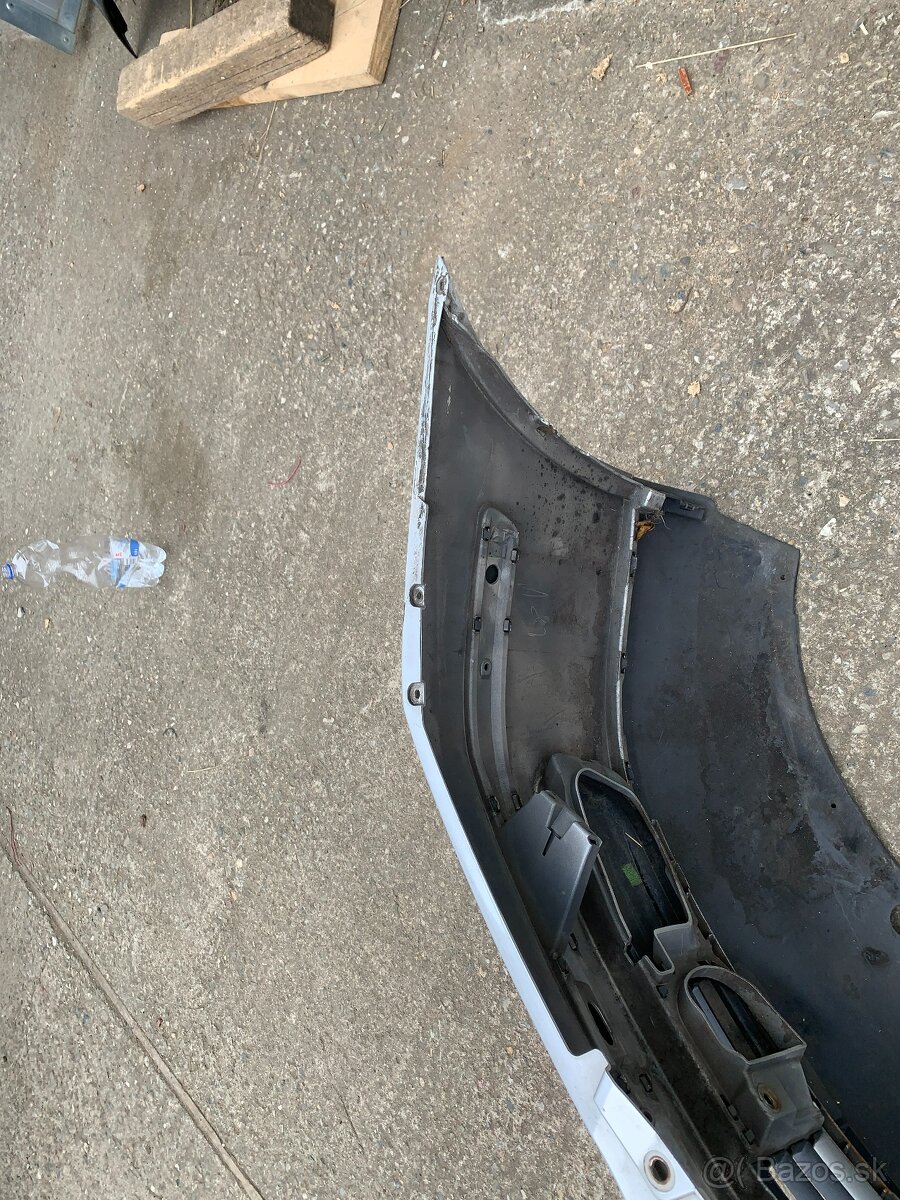 Predni naraznik skoda octavia II 04-09 stribrny - 8