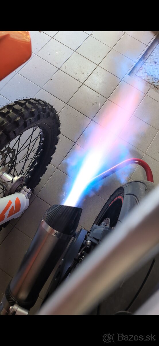 BMW S1000XR r.v. 2016 - 8