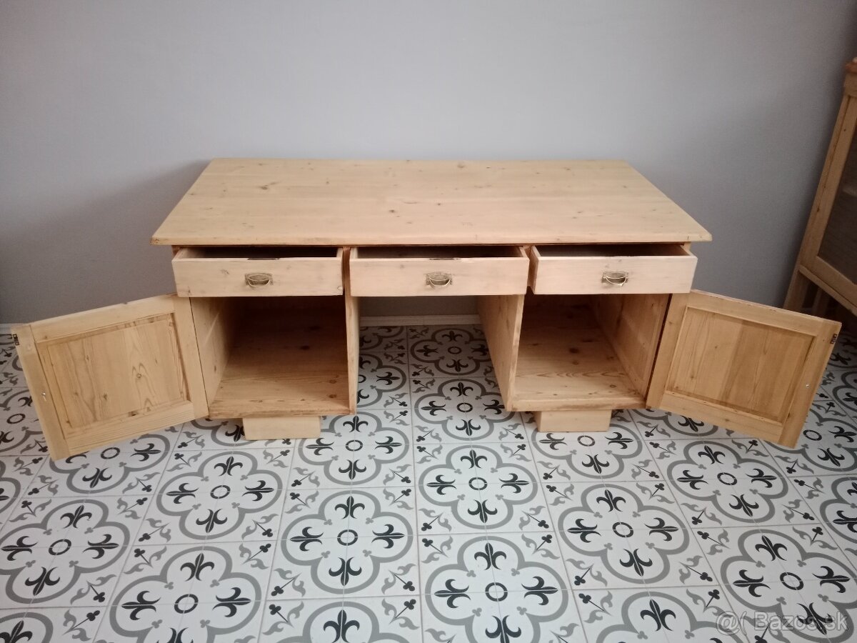 Starý, psací stůl po renovaci - 8
