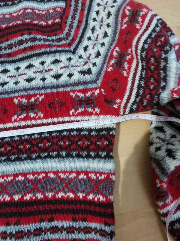 Nórsky sveter z jahňacej vlny 90% nový unisex - 8